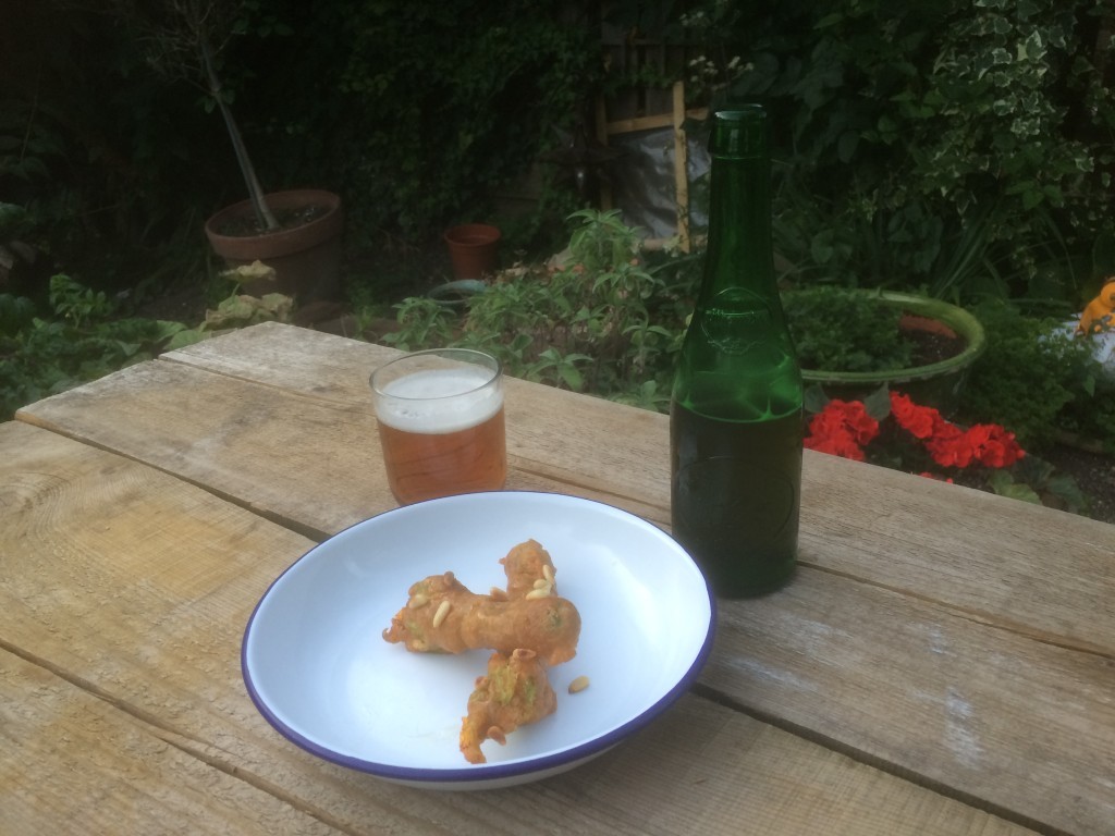 Alhambra battered courgette flowers with pine nuts and honey_2